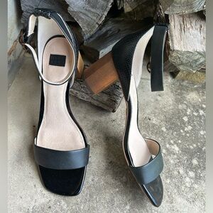 Louise et Cie Gabrie black leather Heeled Elegant sandals w/block heel Sz-9. Q